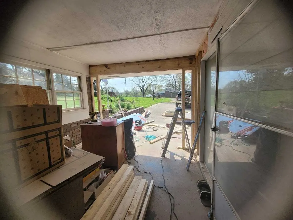 Air movers and dehumidifier for Drying & Dehumidification in Monahans